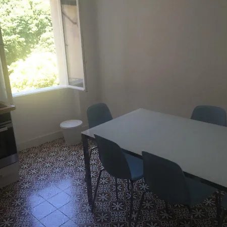 15 Rue Du General Carbuccia Ap * Bastia (Corsica)