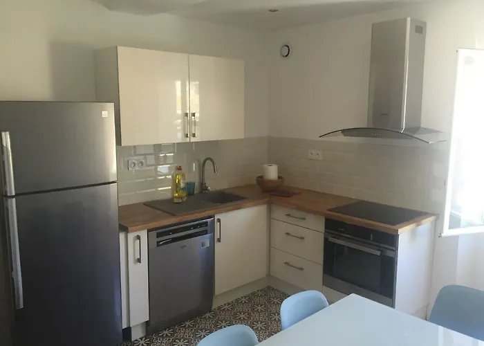 15 Rue Du Général Carbuccia Ap * Bastia (Corsica)