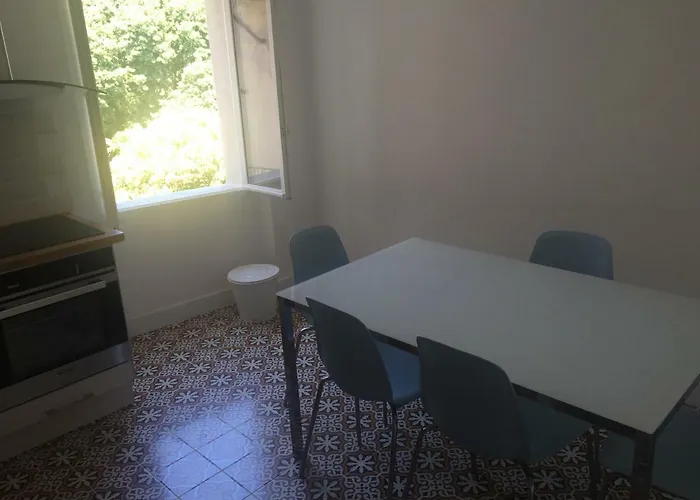 15 Rue Du Général Carbuccia Ap * Bastia (Corsica)
