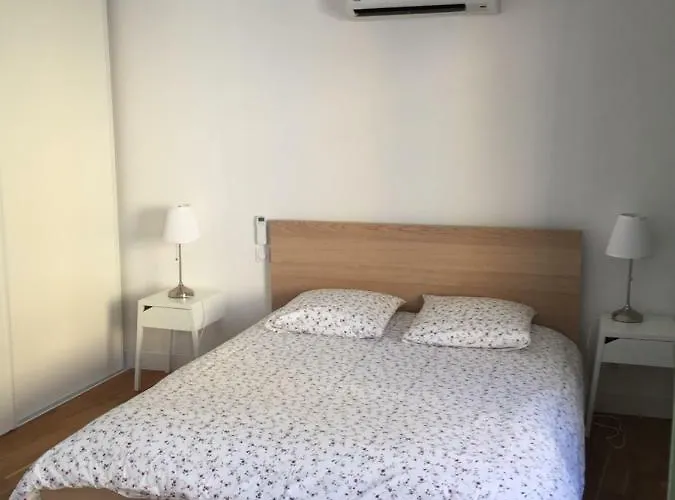 Appartement 15 Rue Du Général Carbuccia Ap *