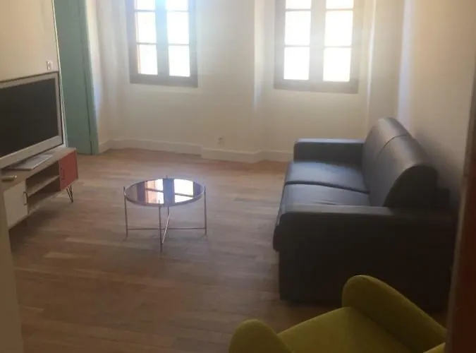 Appartement 15 Rue Du Général Carbuccia Ap